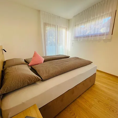 Apartment Ehrenburg Merano