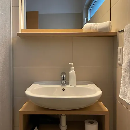 Apartment Ehrenburg Merano