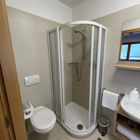 Ehrenburg Apartment *