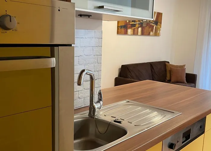 Ehrenburg Apartment Merano